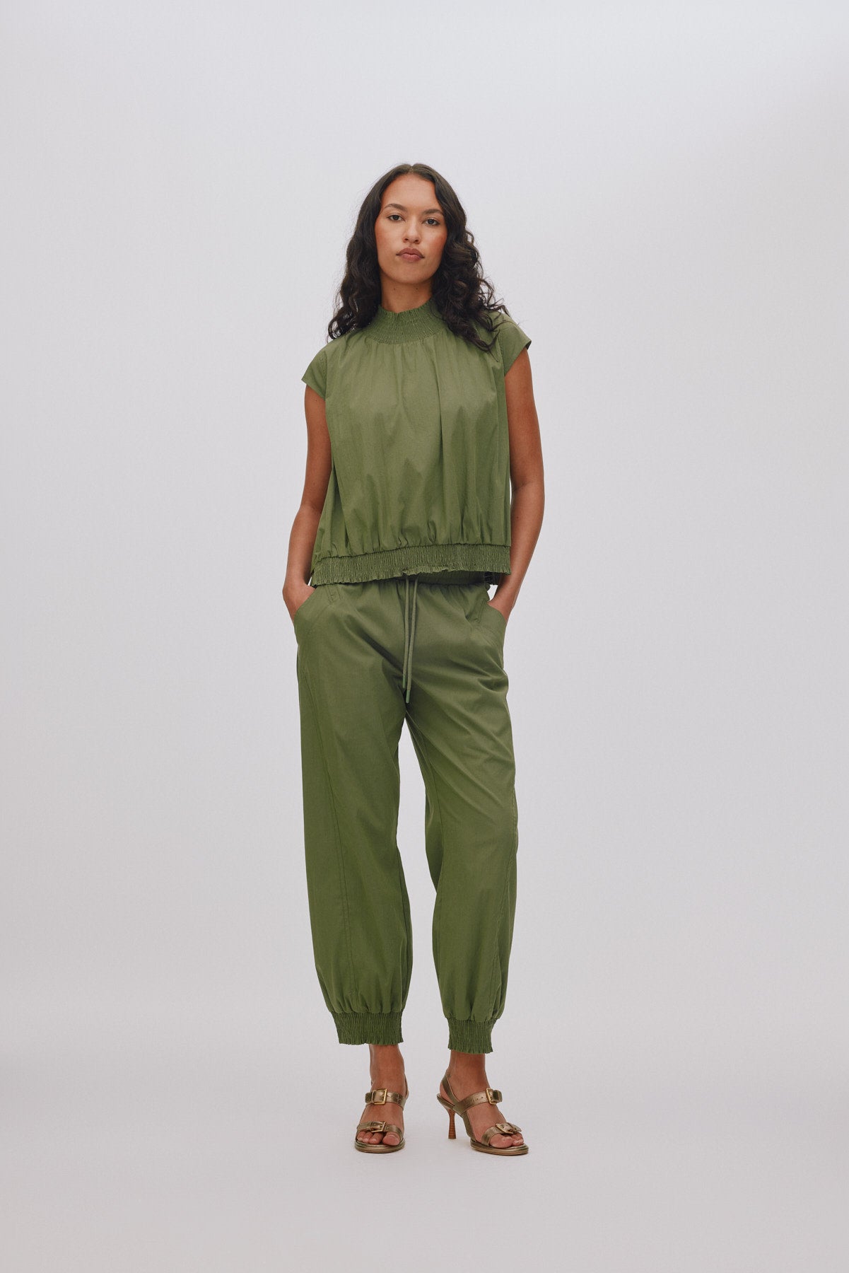 Domino - Papery angle seam pants I Shadow