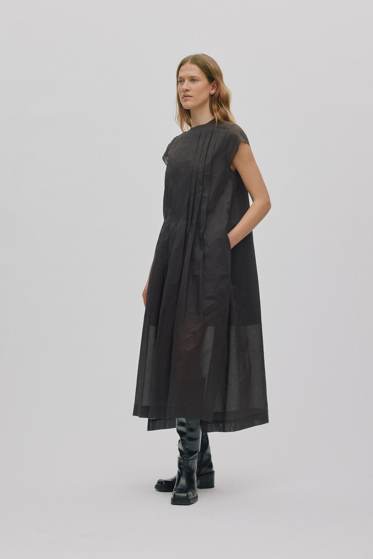 Taya - Multi layer long dress I Liquorice