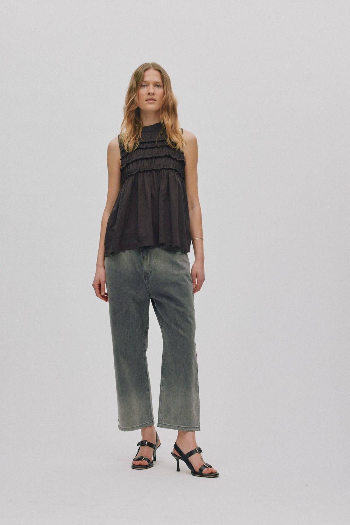 Pia - Voile frill halter top I Liquorice