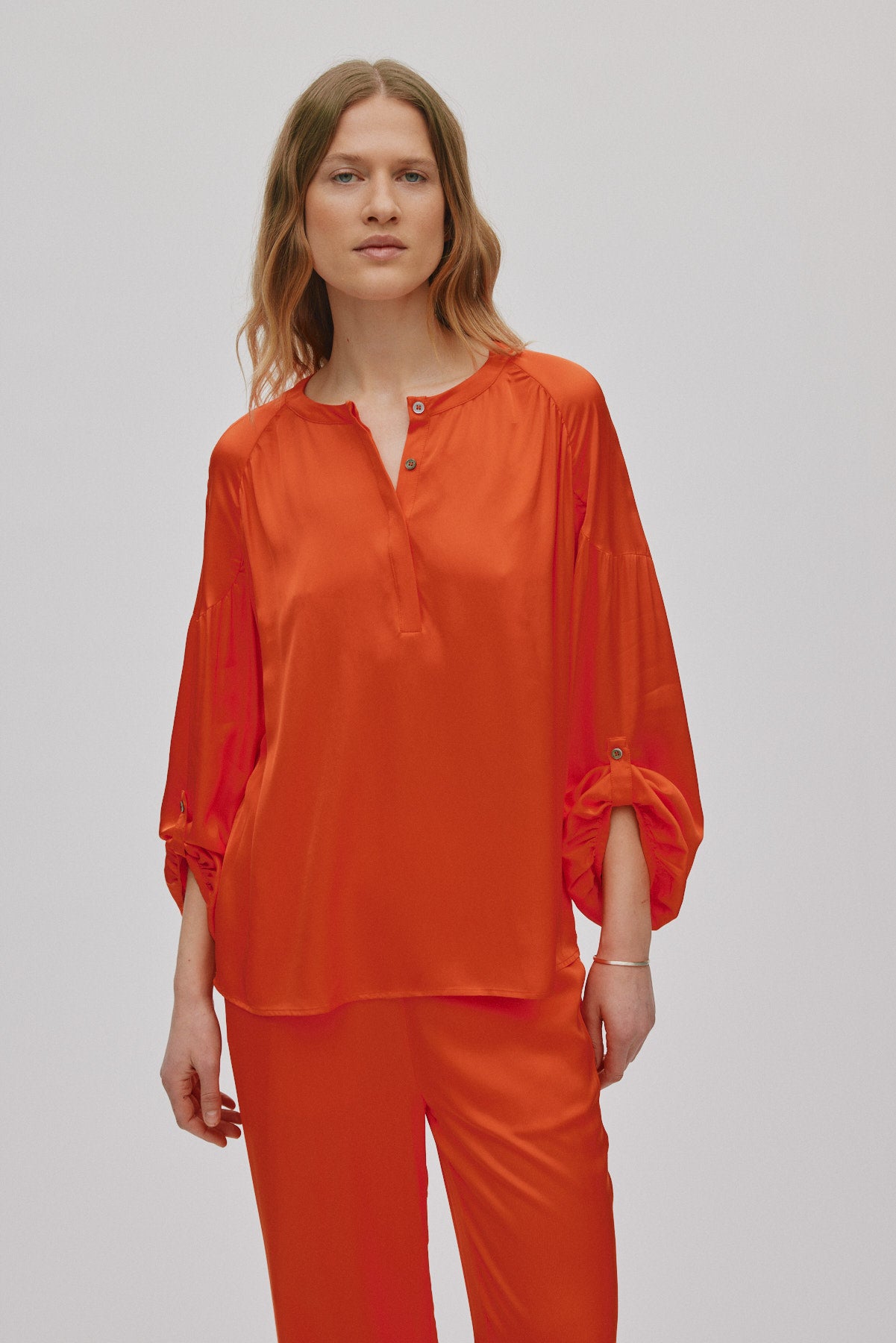 Lissy - Contrast lace shirt I Deep mandarin