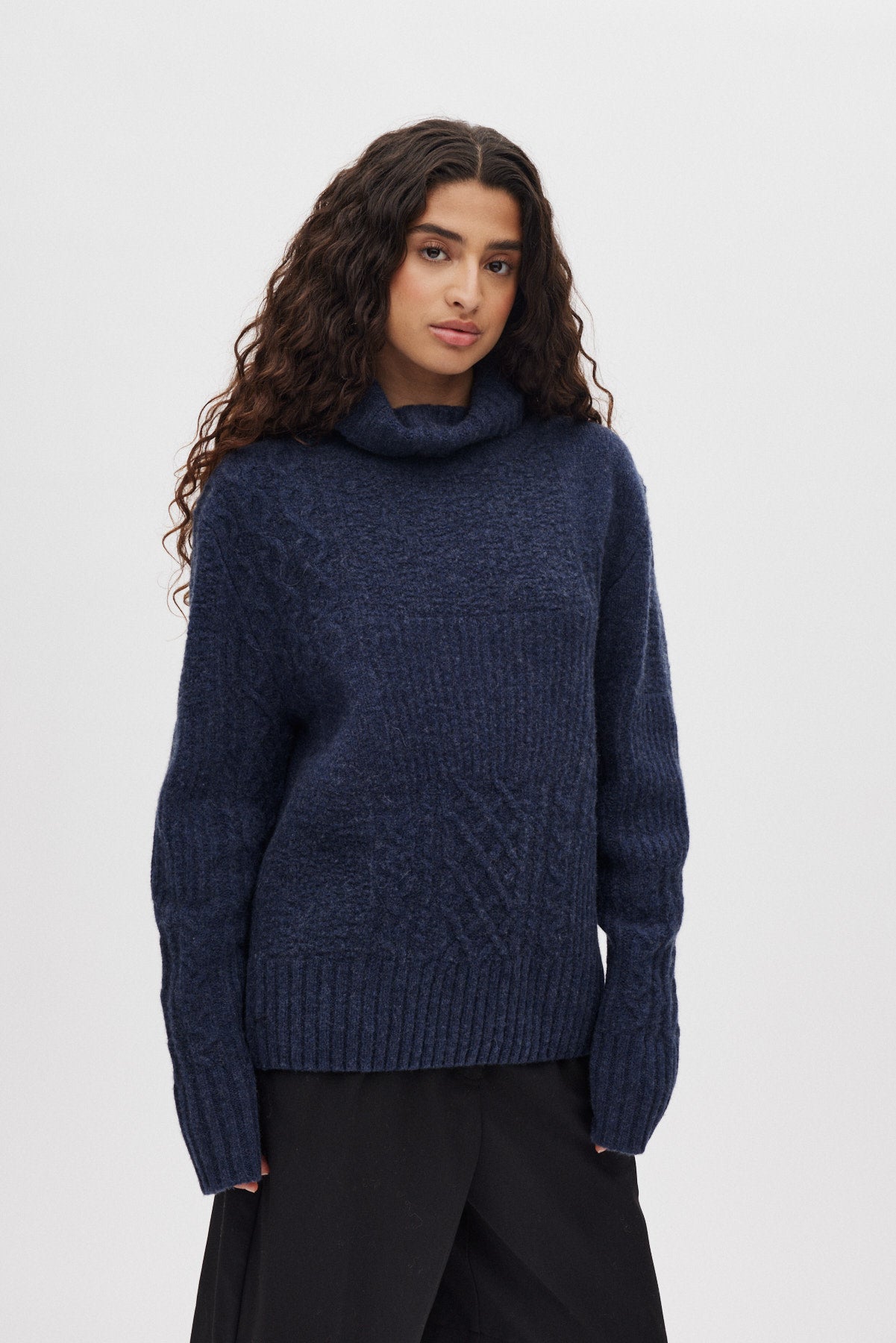 Anli - Patchwork knit sweater I Indigo