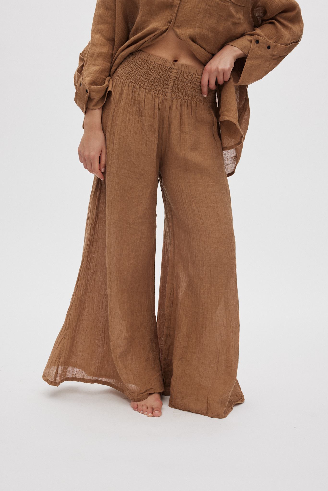 Karam - Crinkled wide leg pants I Walnut