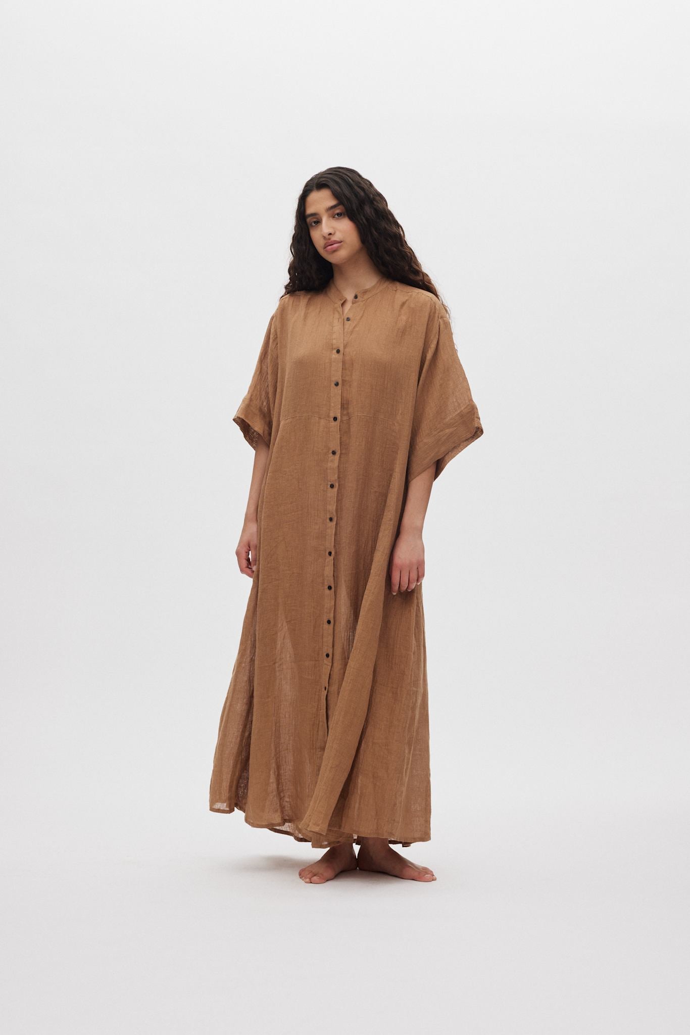 Susi - Crinkled long kaftan I Walnut