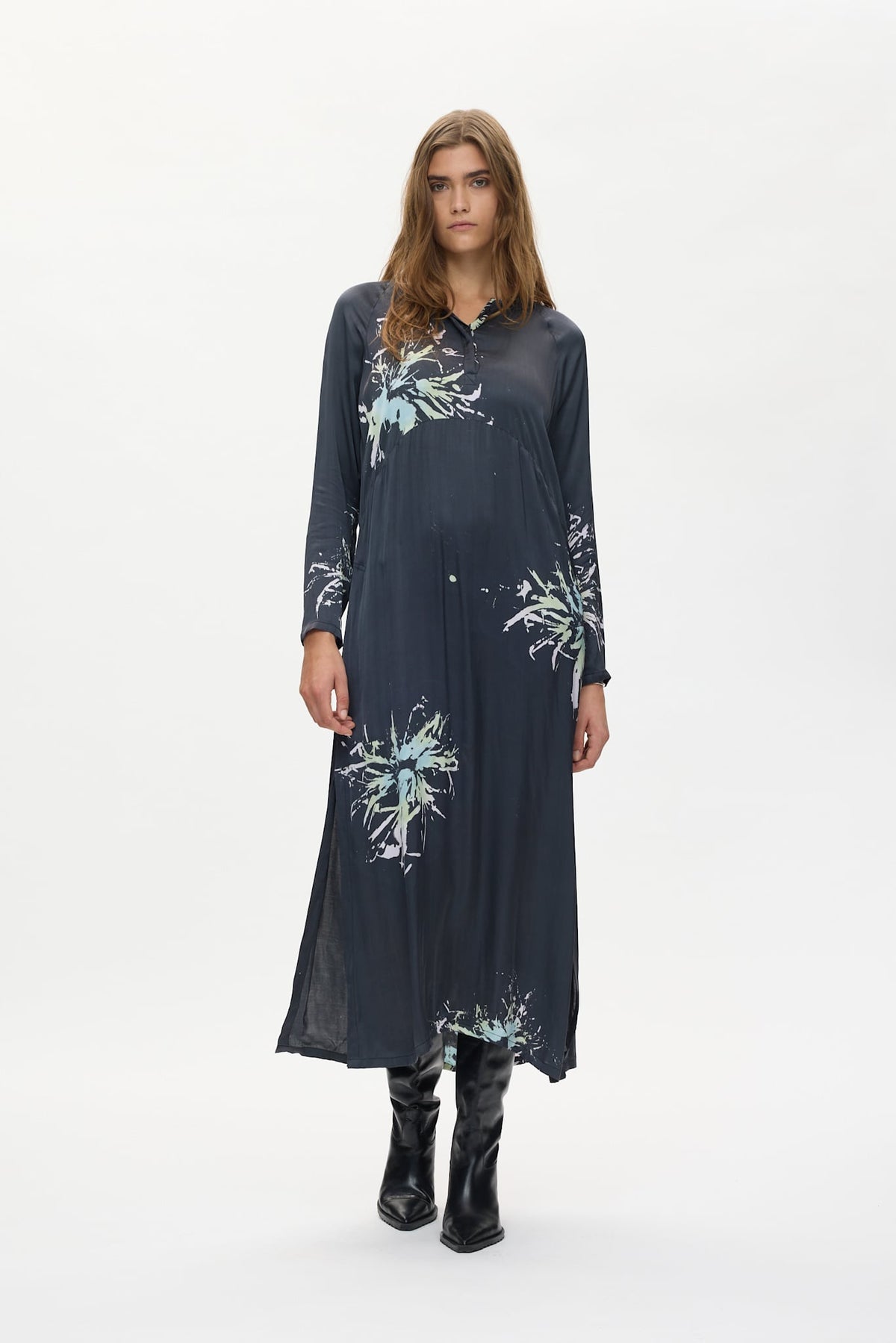 Helma - Lumière kaftan I Iron grey
