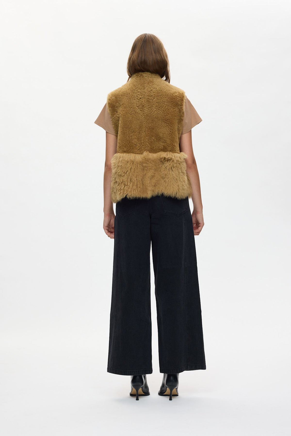 Channe - Shearling vest I Camel