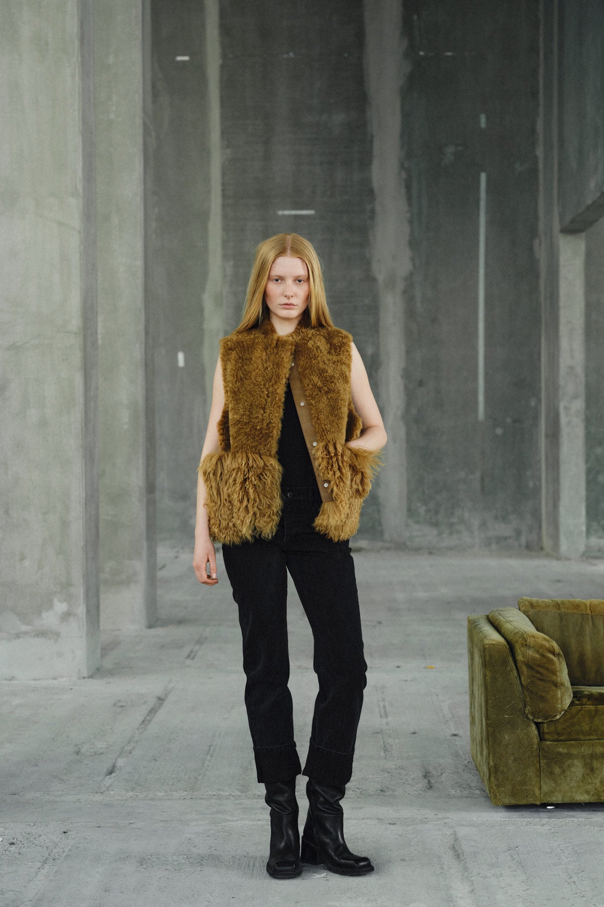Channe - Shearling vest I Camel
