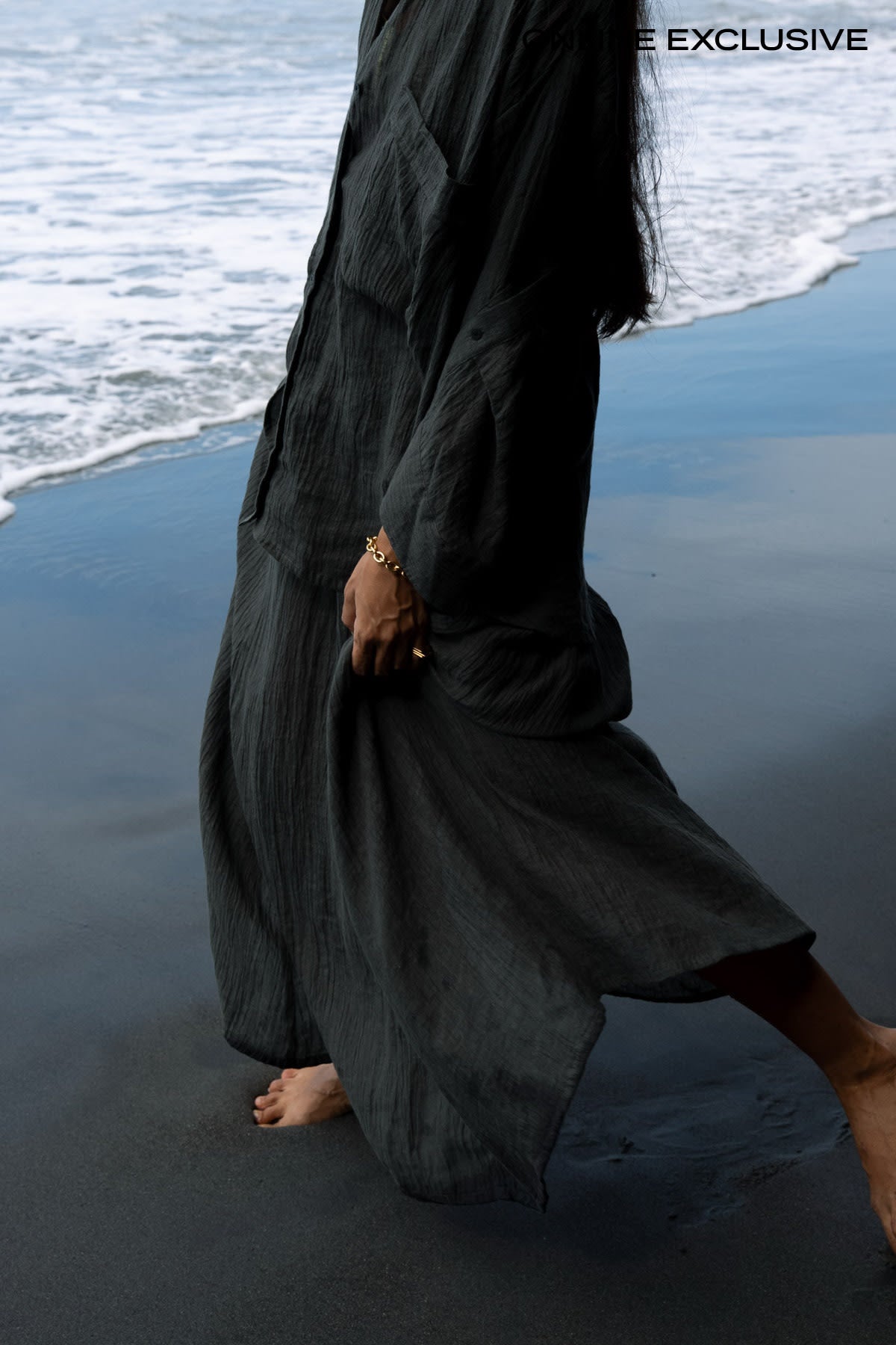 Jumana - Crinkled flared skirt I Faded black