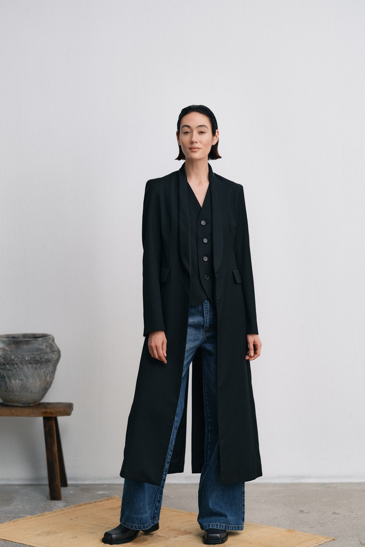 Talma - Smooth tailoring long jacket I Black