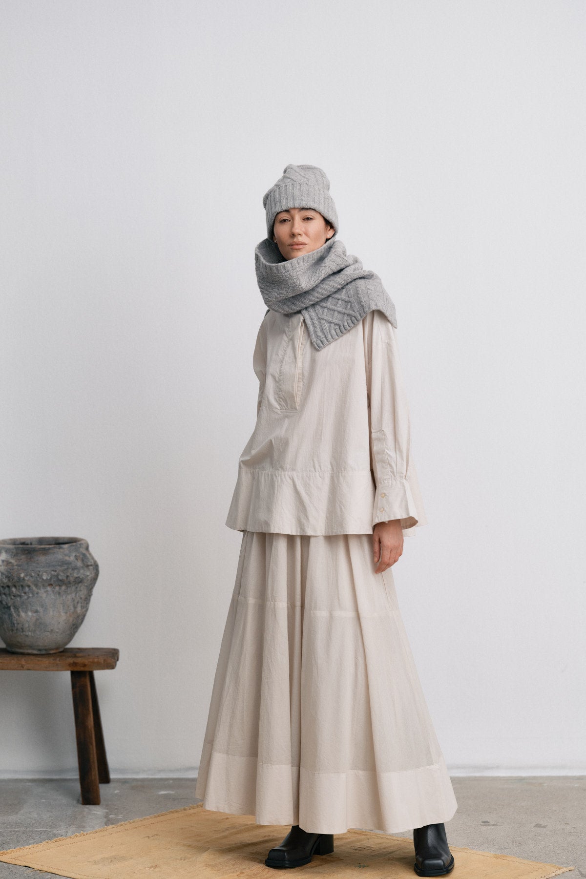 Majda - Patchwork knit hat I Light grey melange