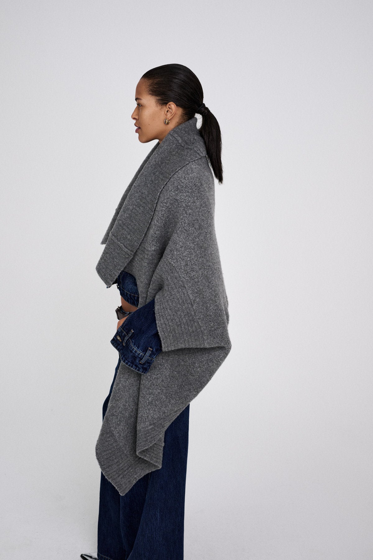 Dorris - Sheep knit cape I Grey melange