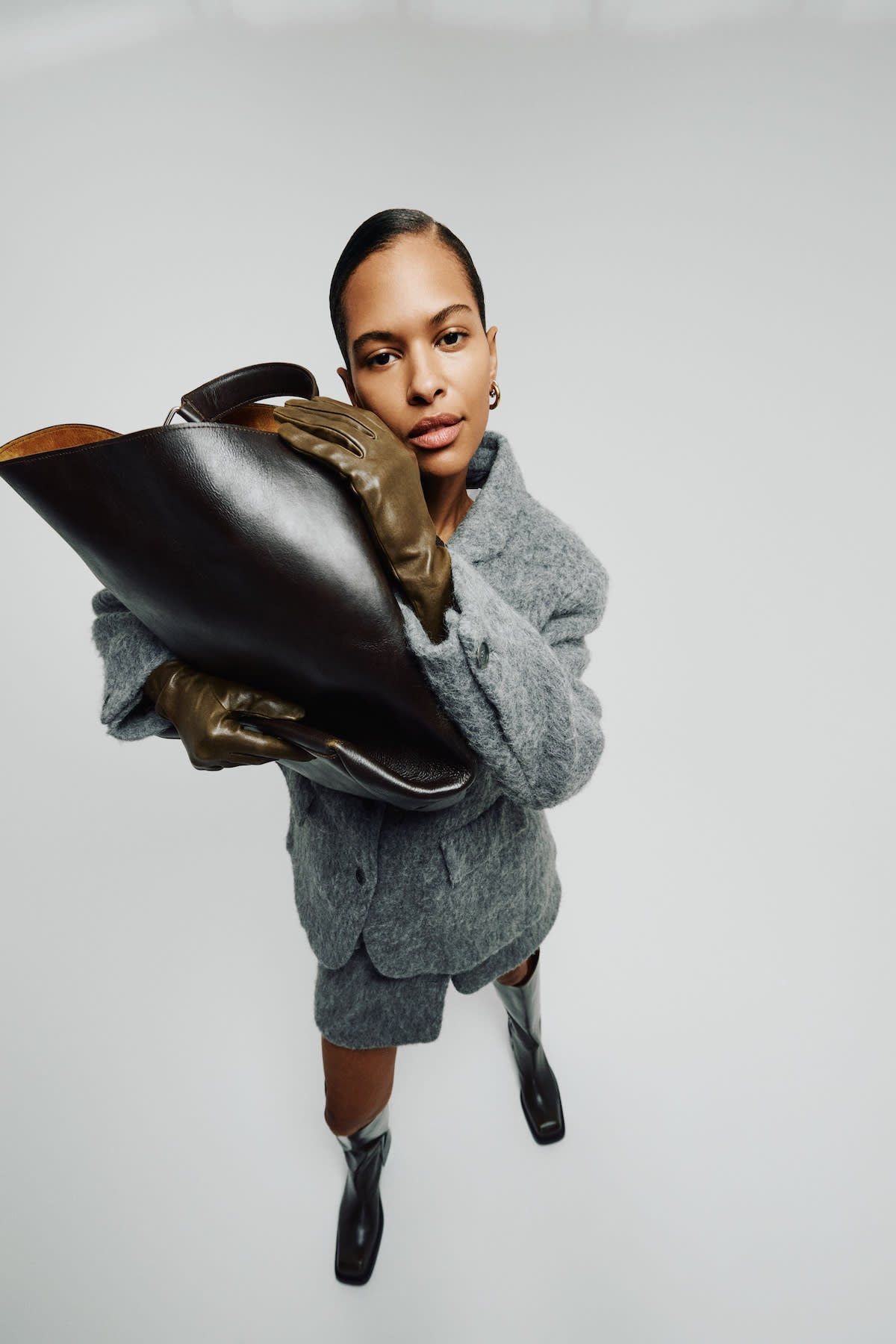 Daya - Leather large bucket bag I Coffee