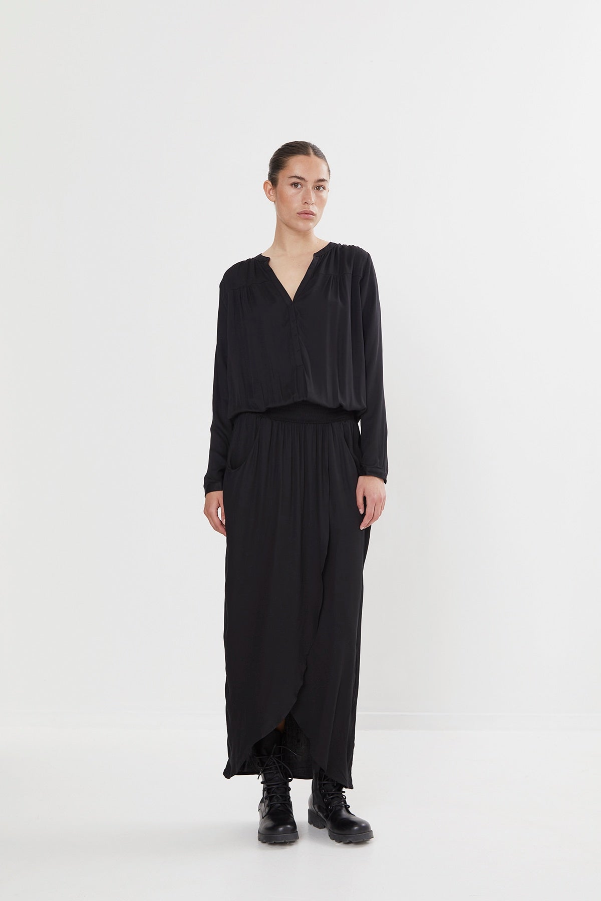Wrap over dress - Vera I Black