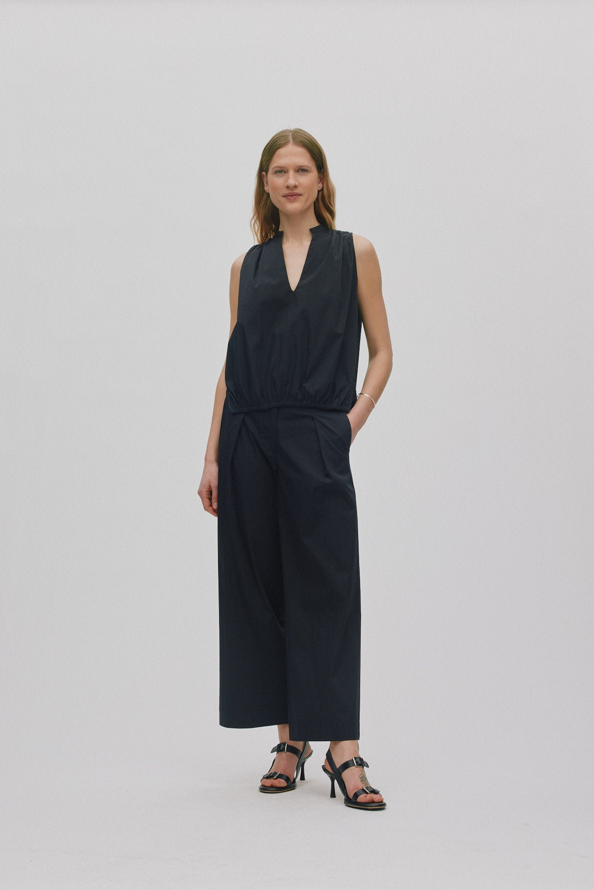 Ingeborg - Papery sleeveless blouse I Black