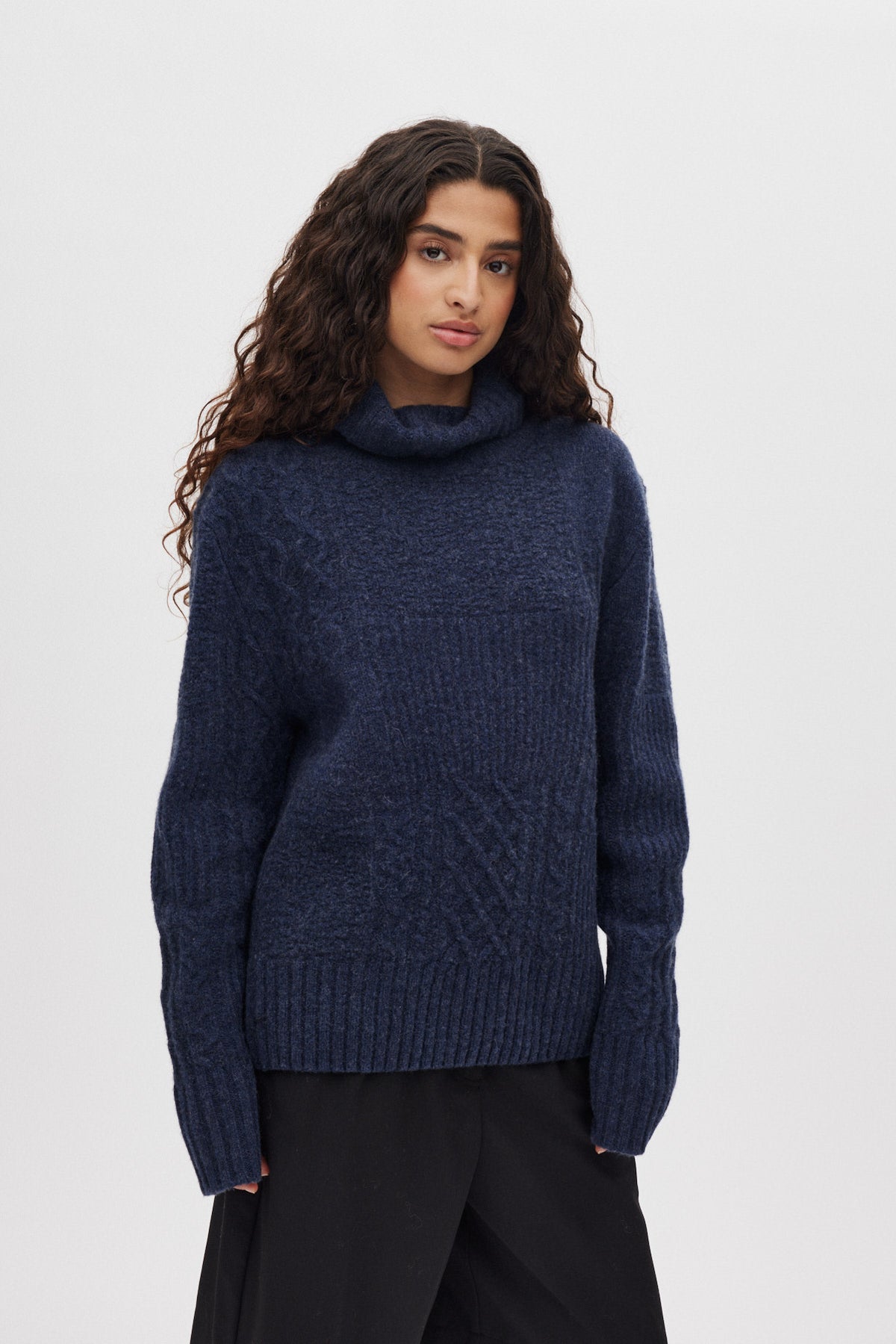 Anli - Patchwork knit sweater I Indigo