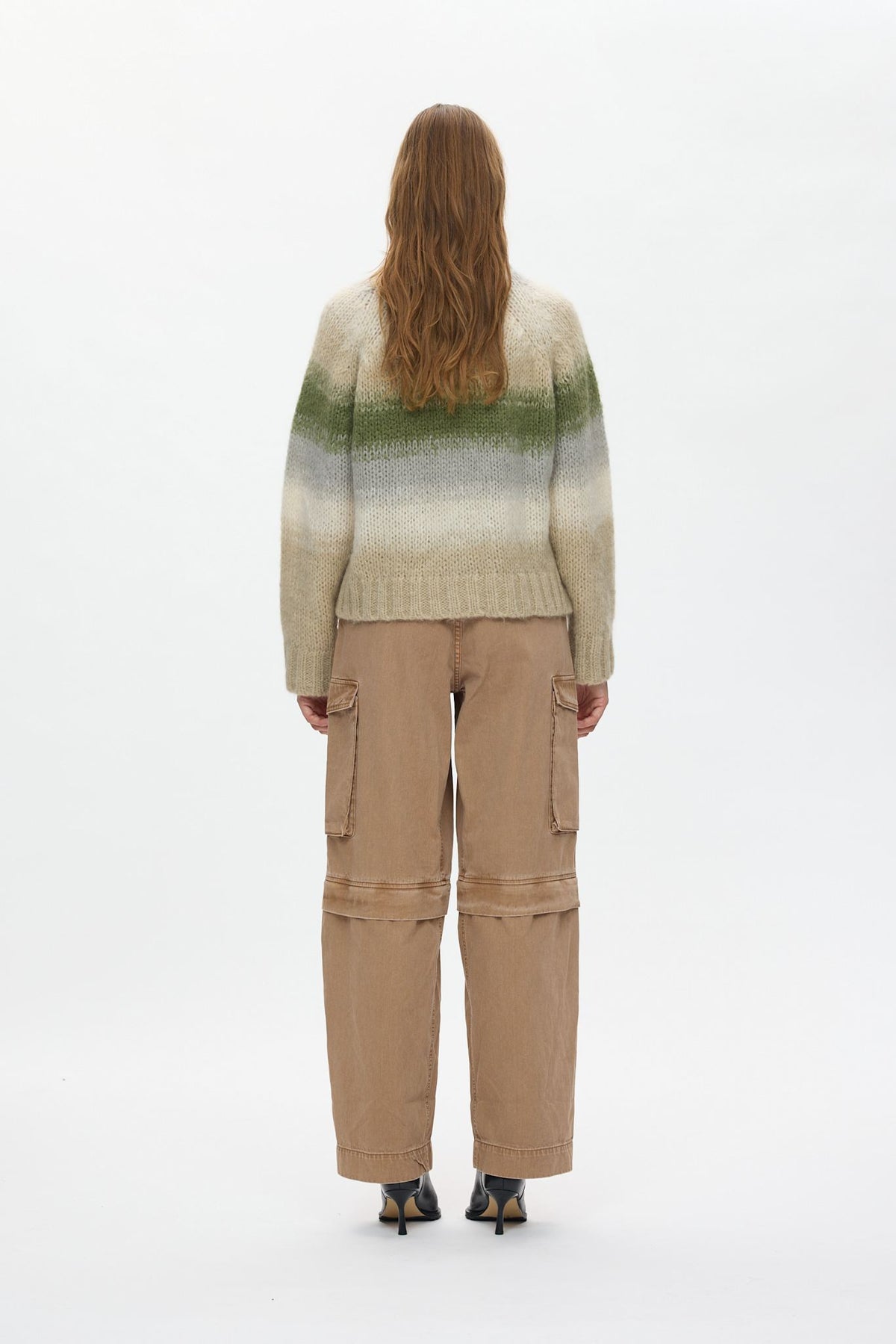 Jasmin - Blurred yarn boxy sweater I Light camel combo