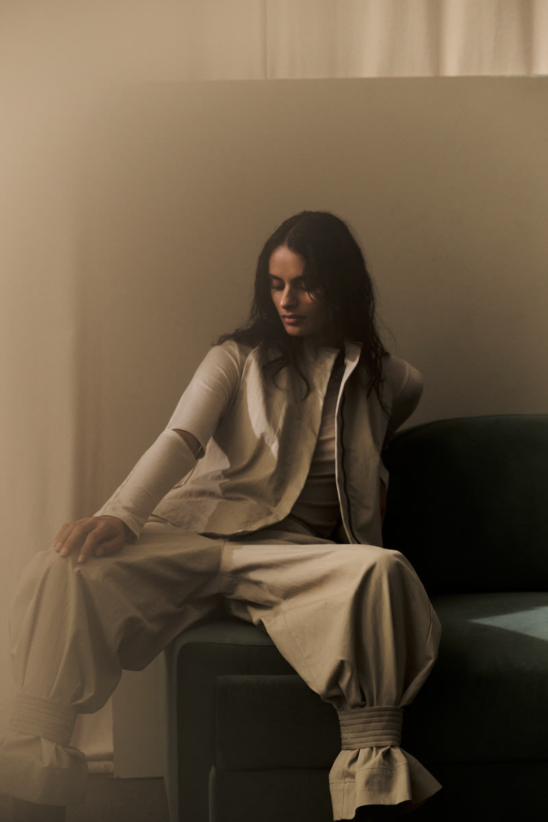 Kaley - Utility halter top I Sand