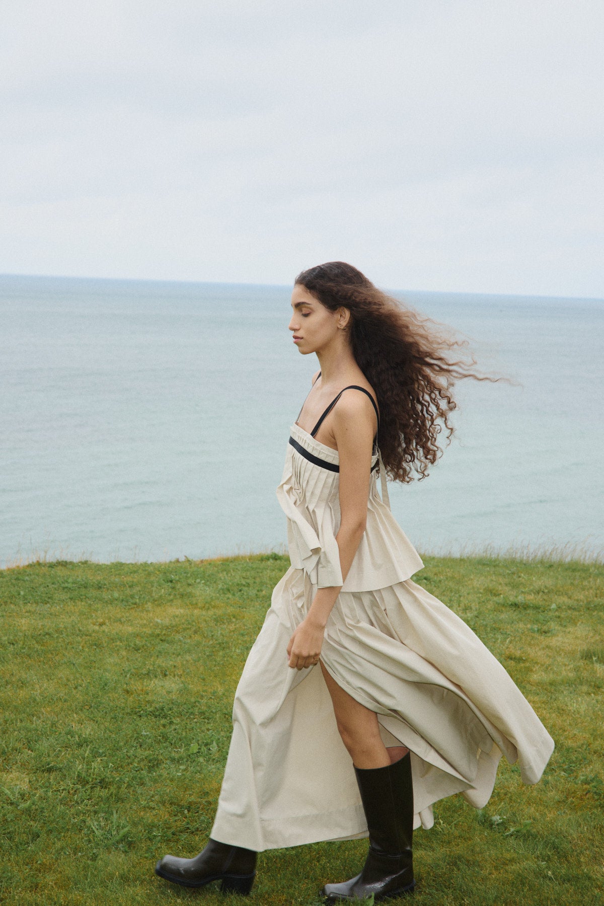 Thai - Light fusion skirt I Sand