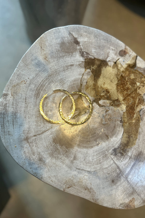Gold Plated Hammered Hoop M - Nafsu I Gold