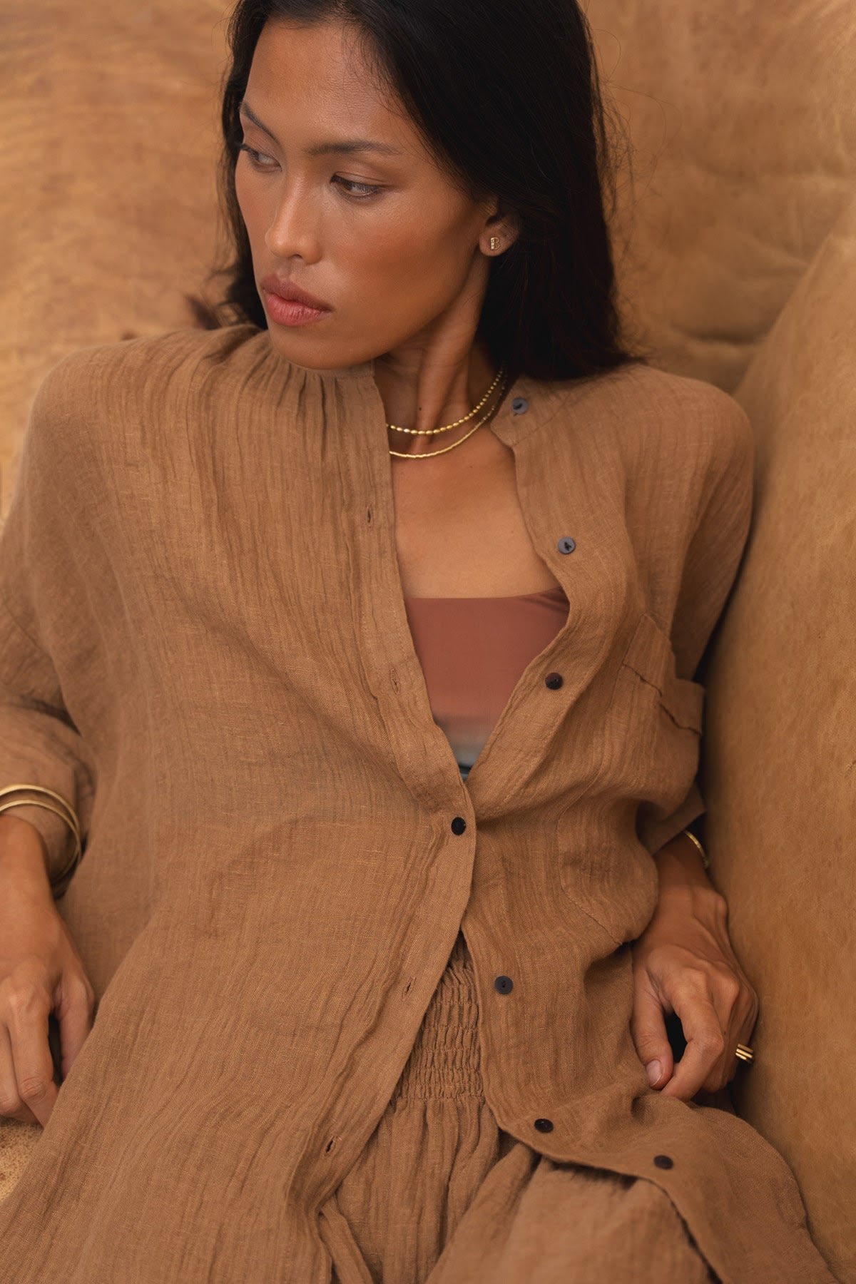 Bobbies - Crinkled oversize shirt I Walnut