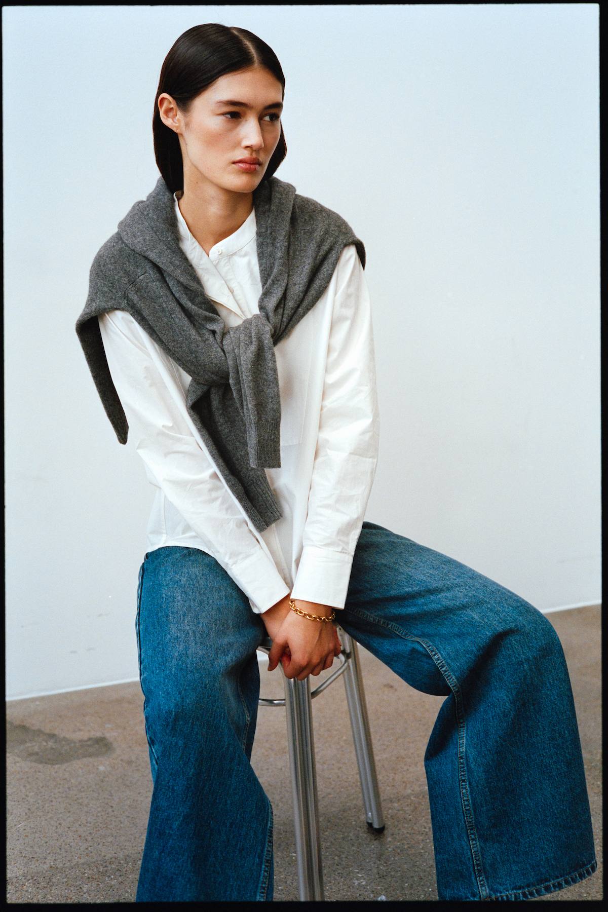 Sunny - Crisp cotton bib front shirt I White