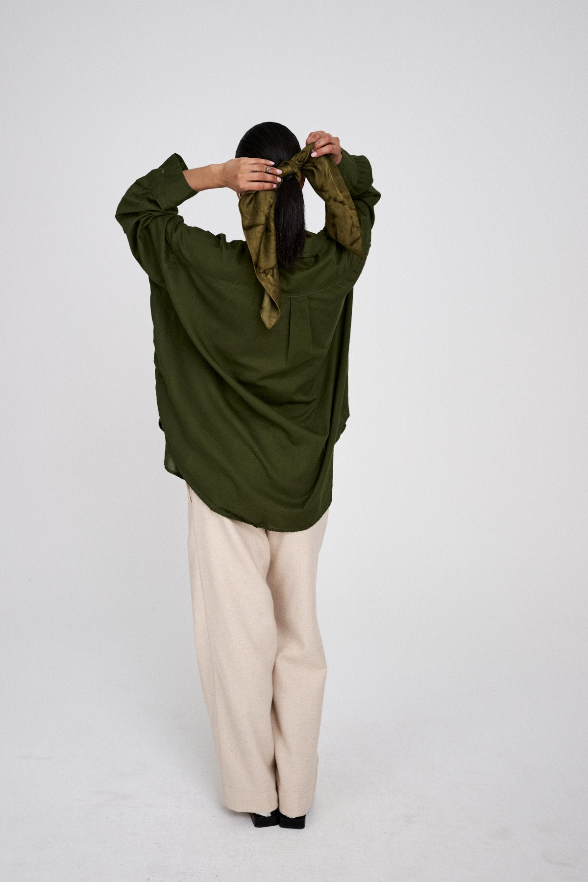 Kesia - Mini herringbone pants I Light sand